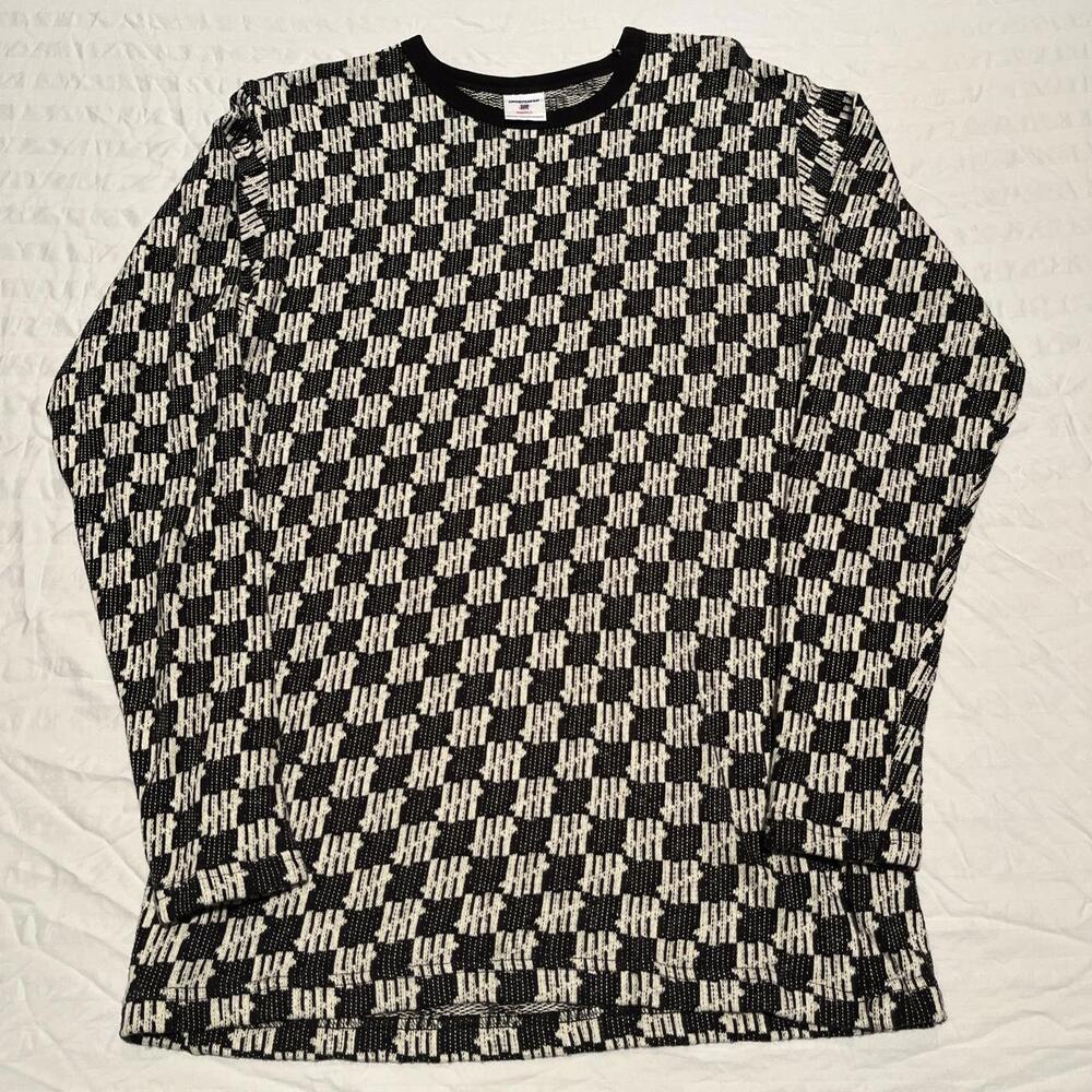 Asbolutely Insane Vintage Early 2000s
